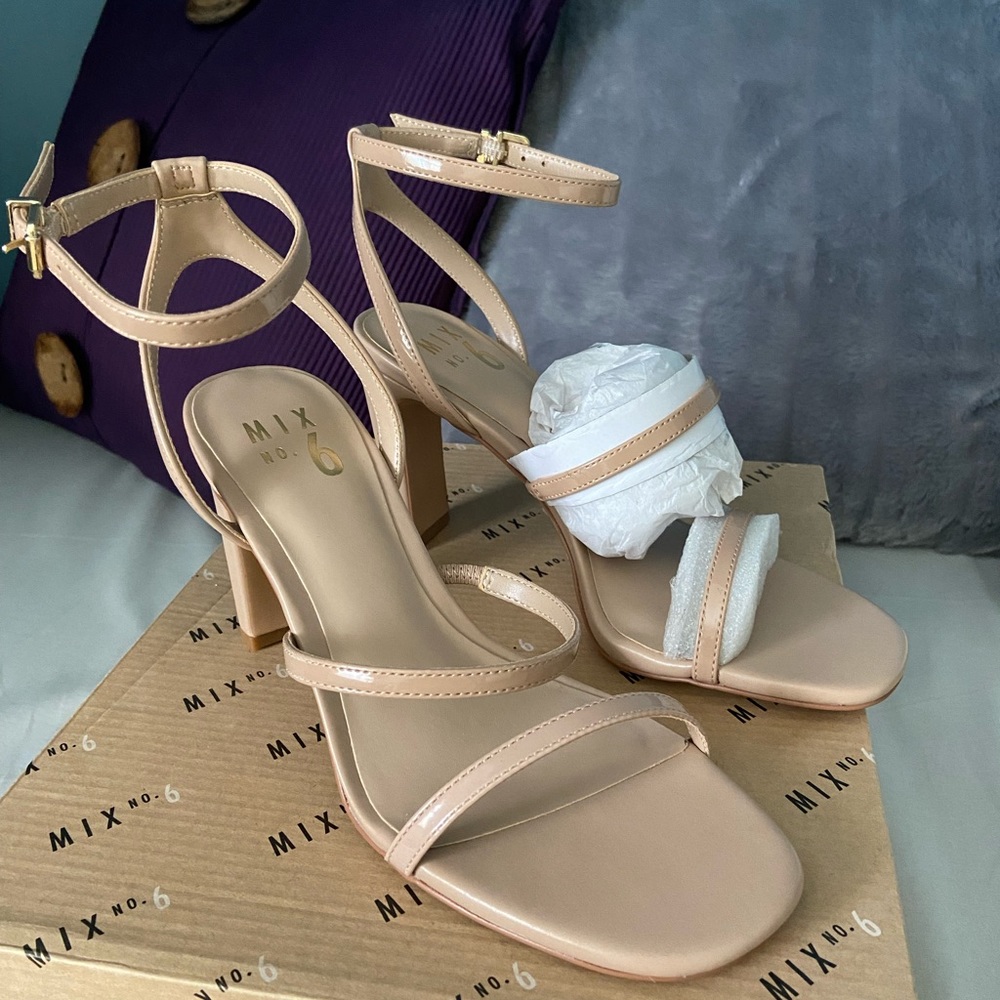 Aliciana Sandal